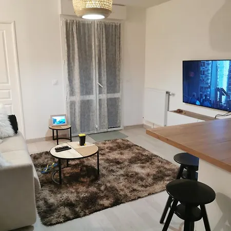 Apartment Viroflay *